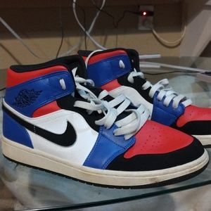 Nike Air Jordan 1 MId